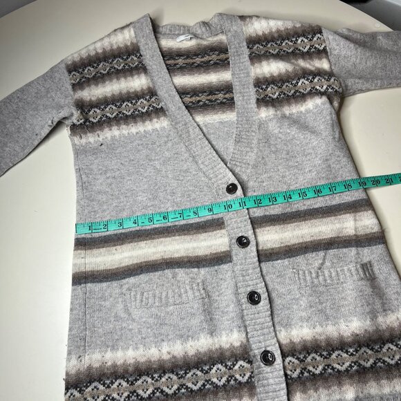 Gap Striped Gray Cardigan Sweater size M - Picture 8 of 10